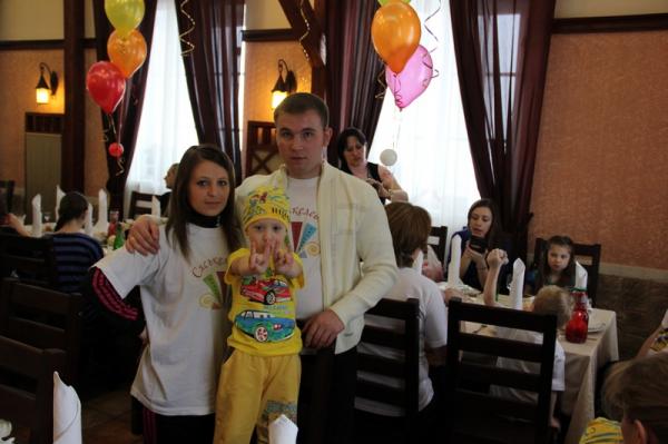 VII Гатчинский  районный фестиваль молодых семей  « Все начинается с семьи»